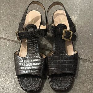 SALVATORE FERRAGAMO Boutique faux brown snakeskin sandals size 40 UK or 9 US